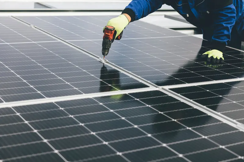 Comment sont fabriqués les panneaux solaires ? Tout savoir