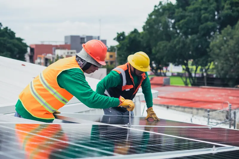 Arnaques aux panneaux solaires : les reconnaître