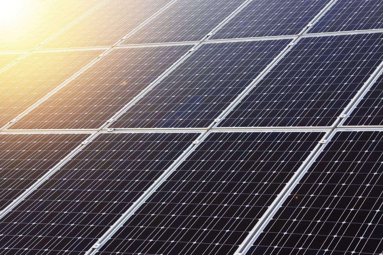 [Comparatif] 5 générateurs solaires performants et à petit prix